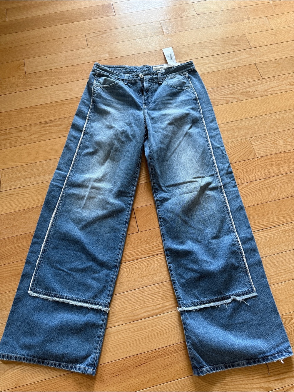Socialite Two-Tone Wide-Leg Jeans in Denim Blue
